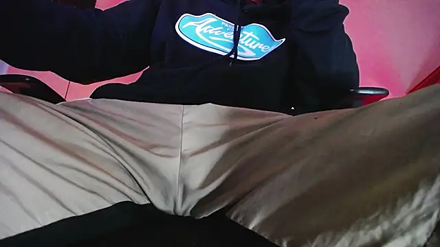 zacwatson  online show from 02-07-26, 02:26