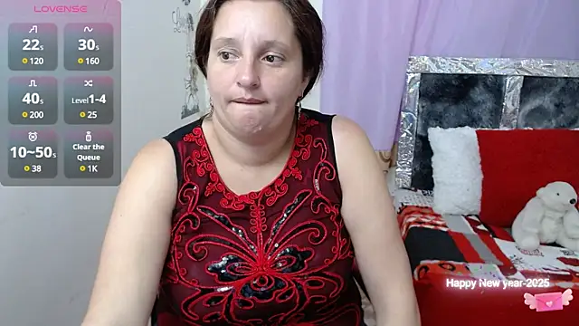 Snapshot of CristialJones_ chatting on 02-18-25, 01:33 CristialJones online show from 02-18-25, 01:33
