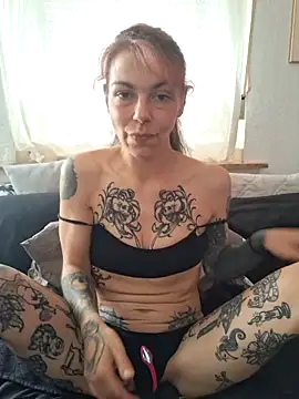 SophiaBlackfoxx online show from 05-03-26, 09:15