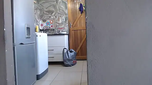 ThickyMinajxx online show from 10-17-25, 12:19