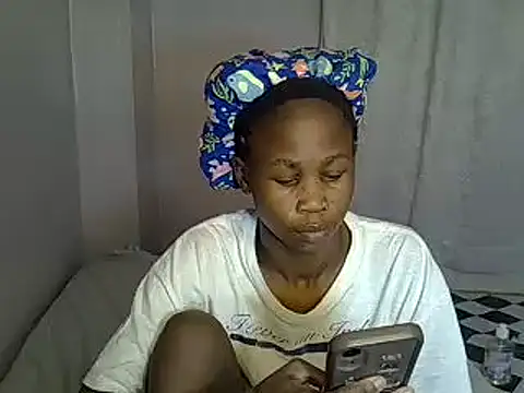 Snapshot of SexxyTerry chatting on 02-05-25, 08:35 SexxyTerry online show from 02-05-25, 08:35