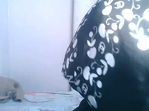 Snapshot of SexxyTerry chatting on 10-03-25, 02:25 SexxyTerry online show from 10-03-25, 02:25