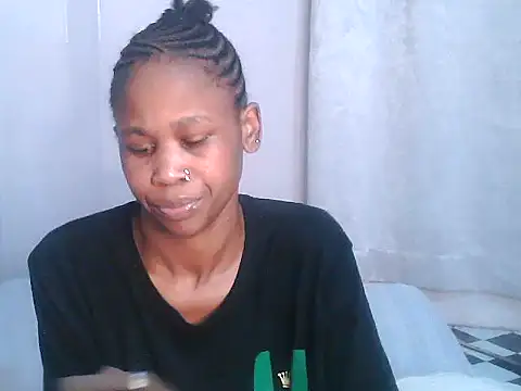 Snapshot of SexxyTerry chatting on 10-24-25, 04:36 SexxyTerry online show from 10-24-25, 04:36