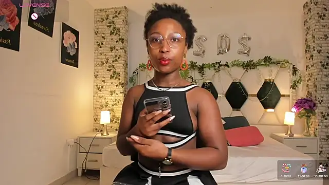 EmmaSanzz  online show from 01-09-25, 11:25