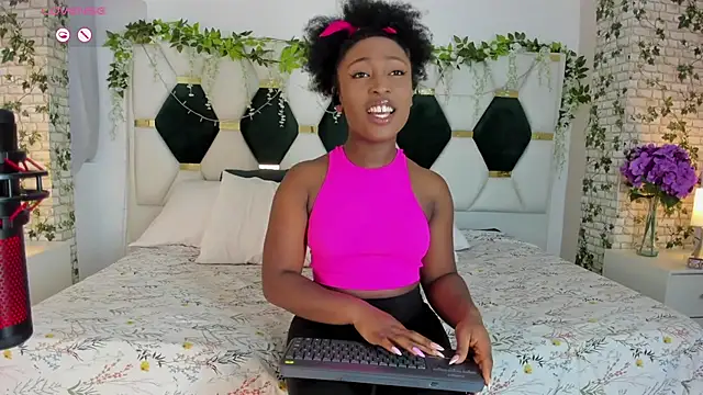 EmmaSanzz  online show from 01-17-25, 11:27