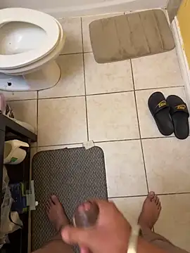 Snapshot of VFuck4U_xxx chatting on 12-04-24, 11:52 VFuck4U xxx online show from 12-04-24, 11:52