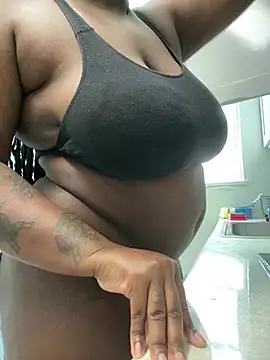 fantasygyal online show from 06-24-26, 03:44