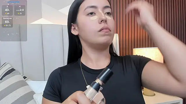 Julietasantos   online show from 05-07-26, 06:24