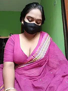 Snapshot of Kotha_-Moni chatting on 12-08-24, 01:35 Kotha -Moni online show from 12-08-24, 01:35