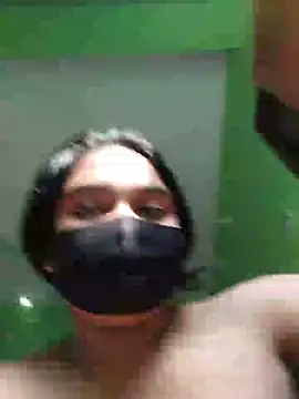 Snapshot of Kotha_-Moni chatting on 12-09-24, 04:12 Kotha -Moni online show from 12-09-24, 04:12