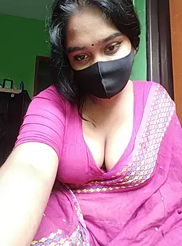 Snapshot of Kotha_-Moni chatting on 12-10-24, 04:13 Kotha -Moni online show from 12-10-24, 04:13