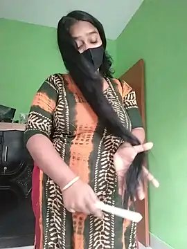 Snapshot of Kotha_-Moni chatting on 12-12-24, 10:45 Kotha -Moni online show from 12-12-24, 10:45