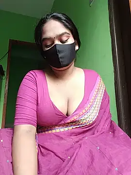 Snapshot of Kotha_-Moni chatting on 12-13-24, 02:43 Kotha -Moni online show from 12-13-24, 02:43