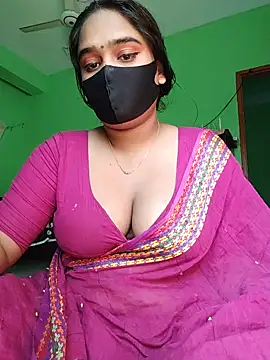 Snapshot of Kotha_-Moni chatting on 12-18-24, 07:47 Kotha -Moni online show from 12-18-24, 07:47