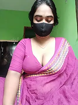 Snapshot of Kotha_-Moni chatting on 12-20-24, 01:47 Kotha -Moni online show from 12-20-24, 01:47