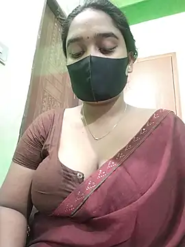 Snapshot of Kotha_-Moni chatting on 01-21-25, 12:50 Kotha -Moni online show from 01-21-25, 12:50