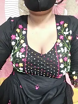 Snapshot of Kotha_-Moni chatting on 01-27-25, 04:30 Kotha -Moni online show from 01-27-25, 04:30