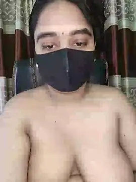 Snapshot of Kotha_-Moni chatting on 09-19-25, 01:07 Kotha -Moni online show from 09-19-25, 01:07