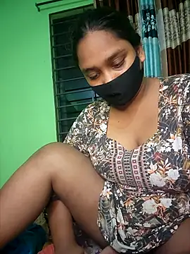 Snapshot of Kotha_-Moni chatting on 02-24-26, 03:10 Kotha -Moni online show from 02-24-26, 03:10