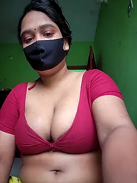 Snapshot of Kotha_-Moni chatting on 03-06-26, 02:19 Kotha -Moni online show from 03-06-26, 02:19