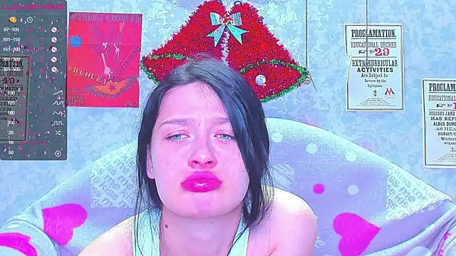 Snapshot of Vanessa_Florence chatting on 01-04-25, 01:21 Vanessa Florence online show from 01-04-25, 01:21