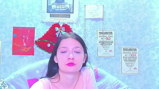 Snapshot of Vanessa_Florence chatting on 01-16-25, 11:04 Vanessa Florence online show from 01-16-25, 11:04