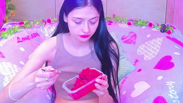 Snapshot of Vanessa_Florence chatting on 03-14-25, 12:43 Vanessa Florence online show from 03-14-25, 12:43