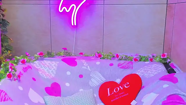 Snapshot of Vanessa_Florence chatting on 03-16-25, 01:07 Vanessa Florence online show from 03-16-25, 01:07