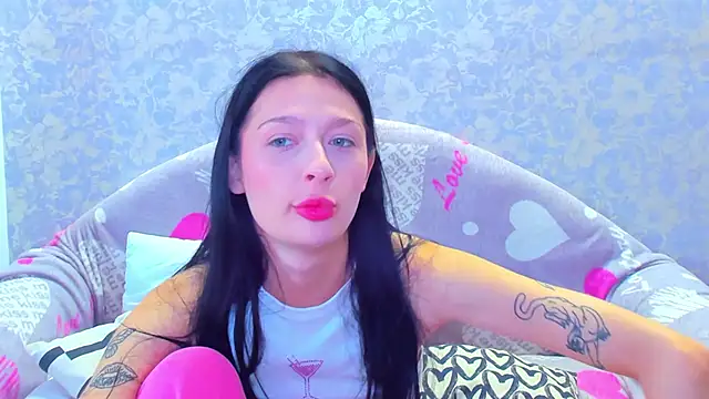 Snapshot of Vanessa_Florence chatting on 09-11-25, 05:29 Vanessa Florence online show from 09-11-25, 05:29
