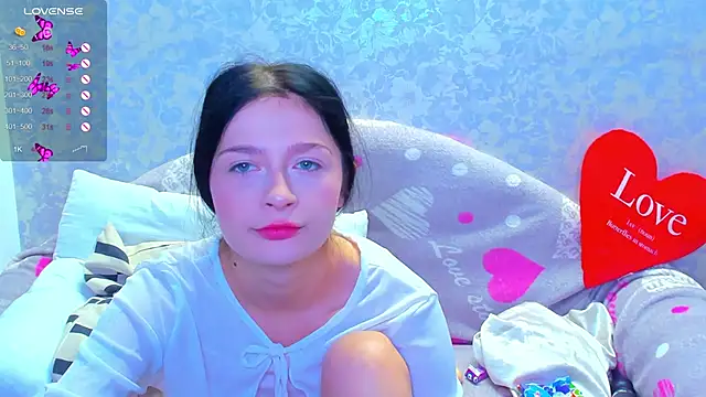 Snapshot of Vanessa_Florence chatting on 09-18-25, 01:18 Vanessa Florence online show from 09-18-25, 01:18