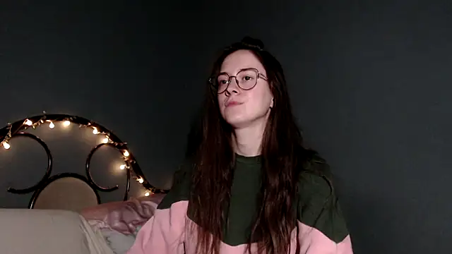 wow  kelly online show from 12-02-25, 04:24