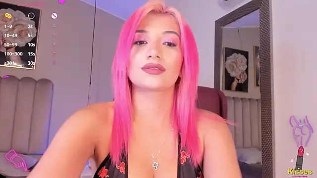 Emma Thompsson online show from 03-07-25, 01:42