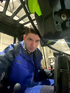 Ricoleckt online show from 10-20-25, 05:46