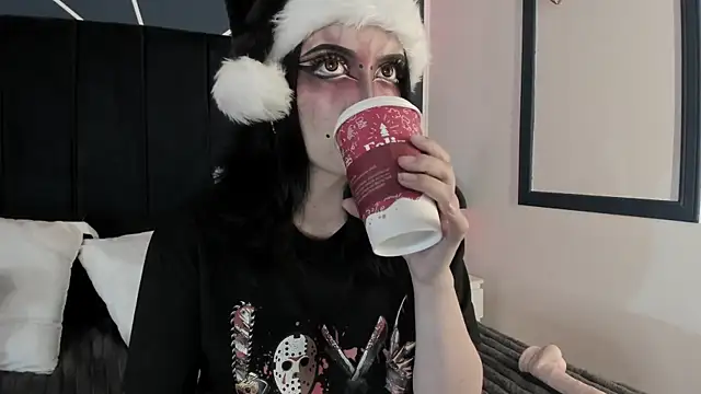 Adeelinee online show from 12-24-24, 09:33