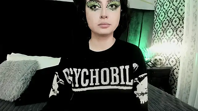 Adeelinee online show from 10-21-25, 07:58