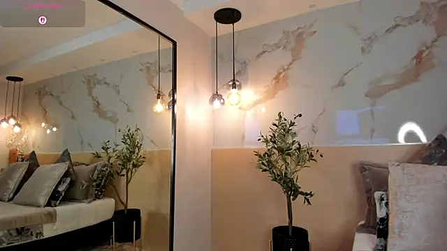 LeaThompson online show from 10-01-25, 11:11