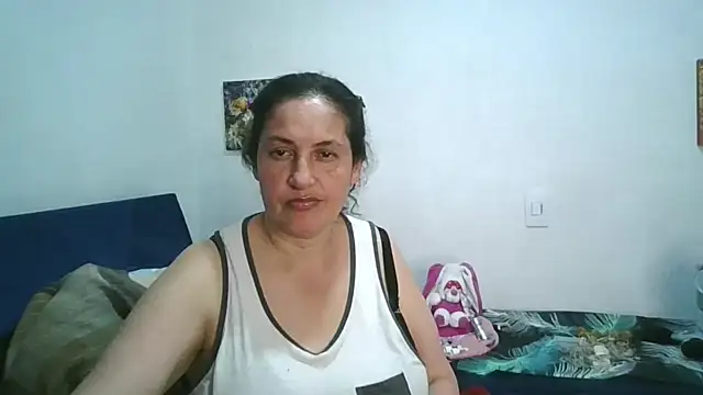 Snapshot of ximenajimenez chatting on 08-09-26, 03:23 ximenajimenez online show from 08-09-26, 03:23