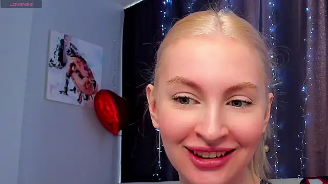 Kimmy powell online show from 10-31-25, 06:58