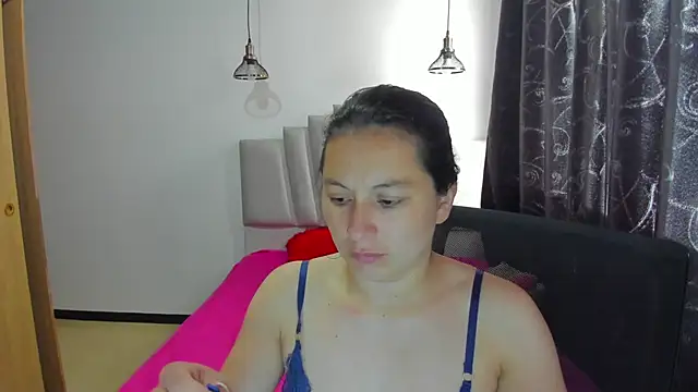 samantha  wilson online show from 10-30-25, 01:56