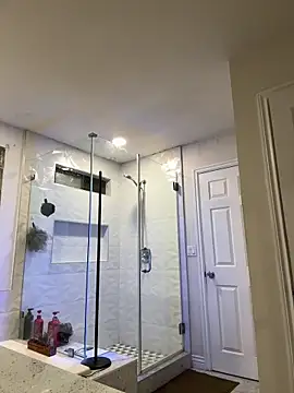 El Gizmo online show from 12-19-25, 08:21