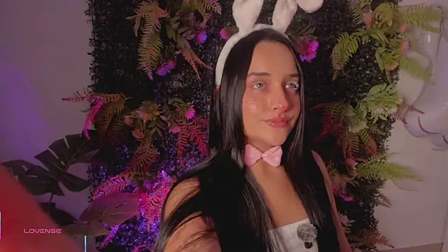 hanna lee02 online show from 10-30-25, 12:50