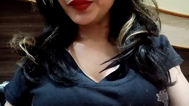 Snapshot of Jatti_punjab_di chatting on 02-03-26, 08:30 Jatti punjab di online show from 02-03-26, 08:30