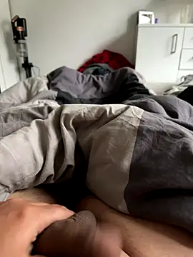 Snapshot of Wessi2005 chatting on 09-25-25, 06:28 Wessi2005 online show from 09-25-25, 06:28