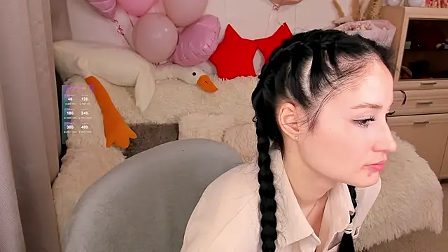 Snapshot of LisaMooore chatting on 02-05-26, 07:29 LisaMooore online show from 02-05-26, 07:29