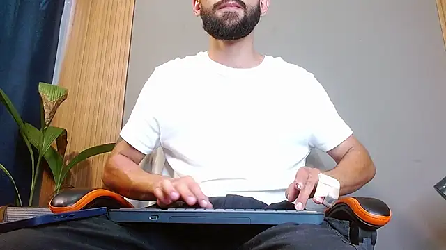 Mr WhiteCock online show from 10-26-25, 10:15