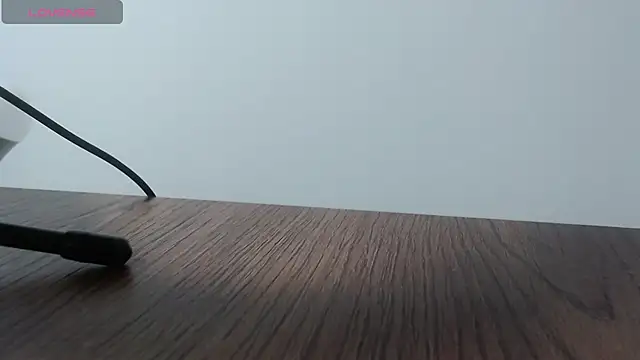 tamarafoxy  online show from 01-09-25, 12:30