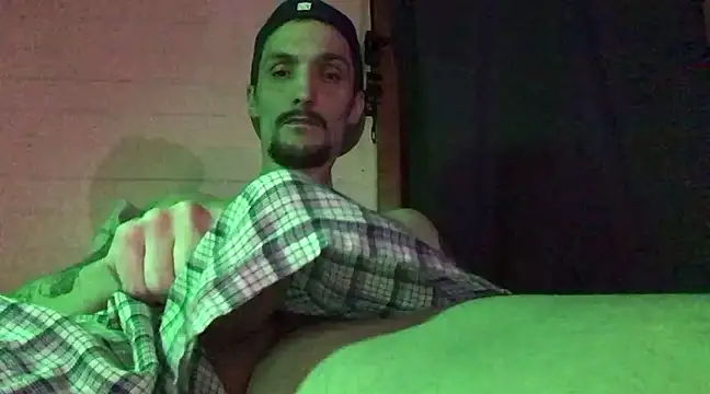 Snapshot of jabo870 chatting on 01-06-25, 11:20 jabo870 online show from 01-06-25, 11:20