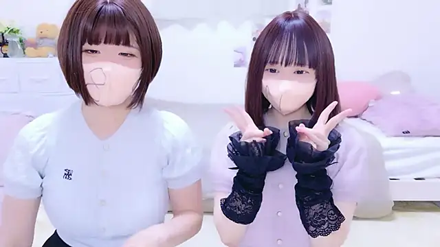 841 yayoi online show from 06-12-26, 04:22
