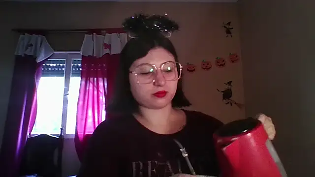 Snapshot of imsohornydacom chatting on 10-25-25, 04:24 imsohornydacom online show from 10-25-25, 04:24