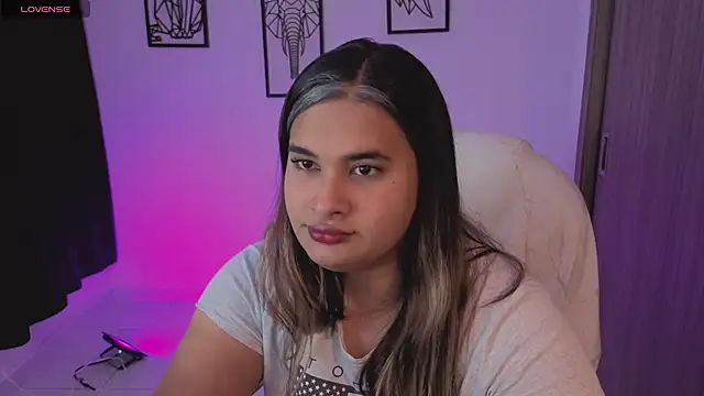 Snapshot of Kathee_zep chatting on 02-13-26, 01:45 Kathee zep online show from 02-13-26, 01:45